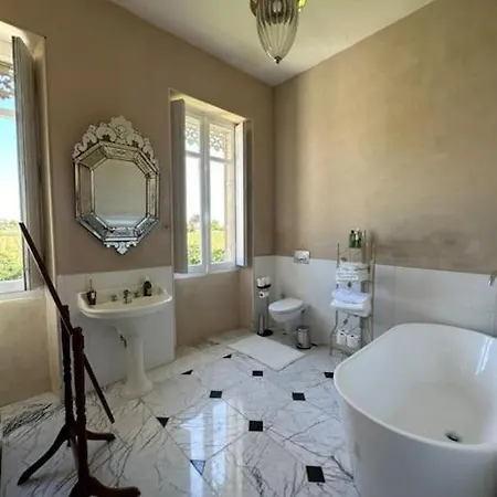 Villa Chateau Acar De Bedou