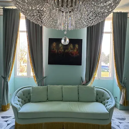 Chateau Acar De Bedou Villa *
